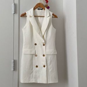 Sleeveless white nasty gal white blazer dress